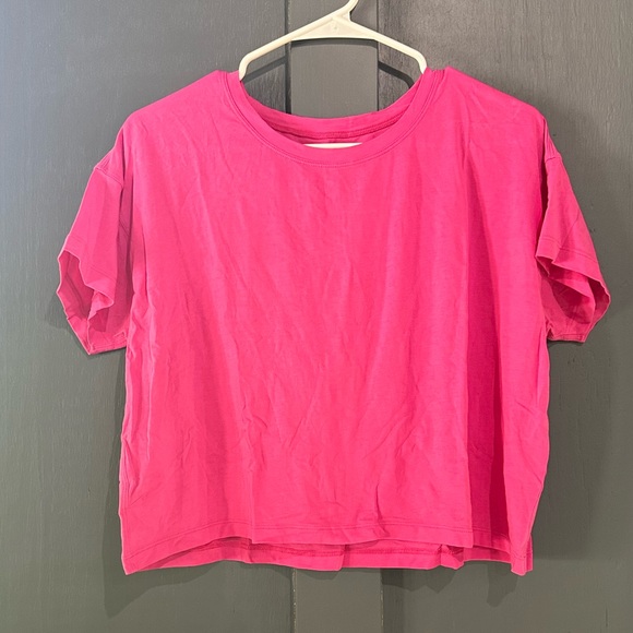 lululemon athletica Tops - Lululemon Cates Tee - Size 8 - Sonic Pink